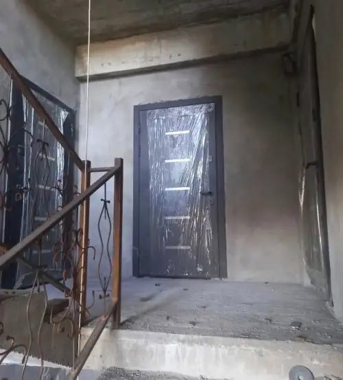 2-комн. квартира, 2 этаж, 65 м², Сомони