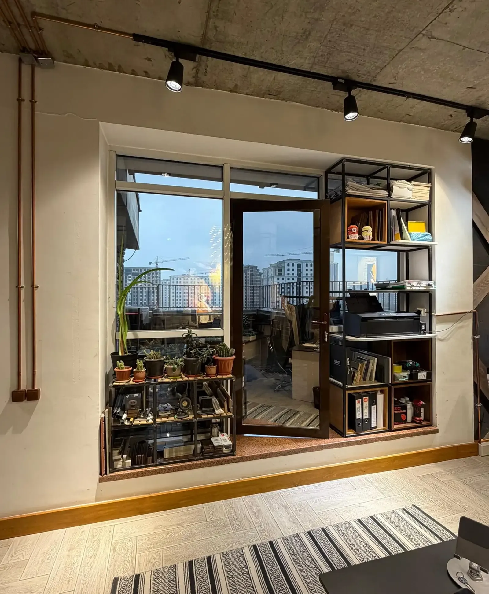 2-комн. квартира, 13 этаж, 103 м², Ёкут 2000, Шохмансур