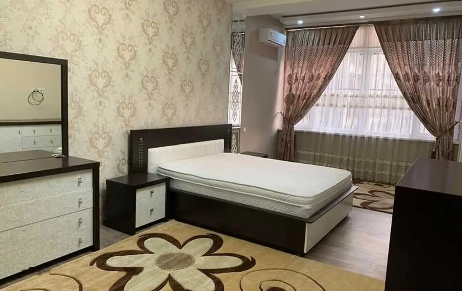 2-комн. квартира, 8 этаж, 110м², И.Сомони