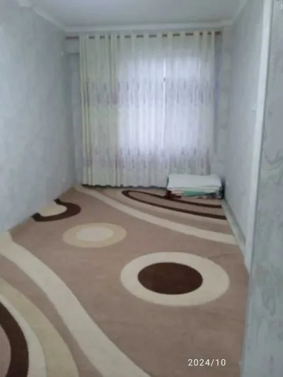 2-комн. квартира, 4 этаж, 70м², голубой экран