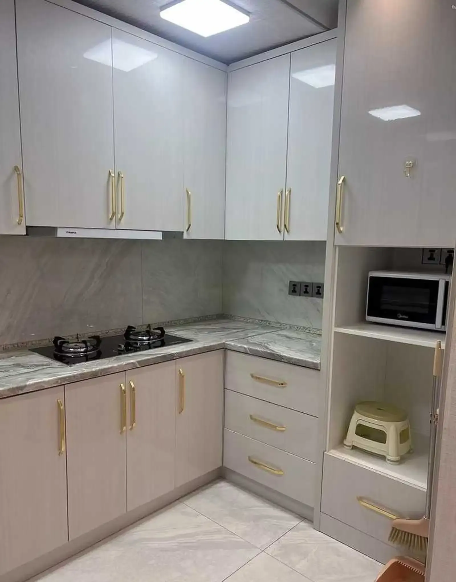 2-комн. квартира, 5 этаж, 57м², Шоҳмансур назди родоми 2 доми Меҳмонхонаи Фирдавси