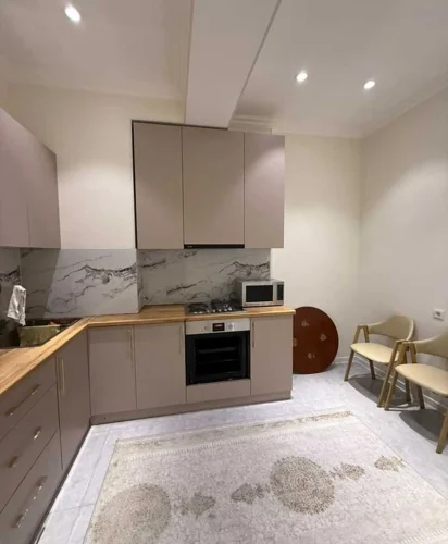 2-комн. квартира, 14 этаж, 70м², Сино 82 мкр