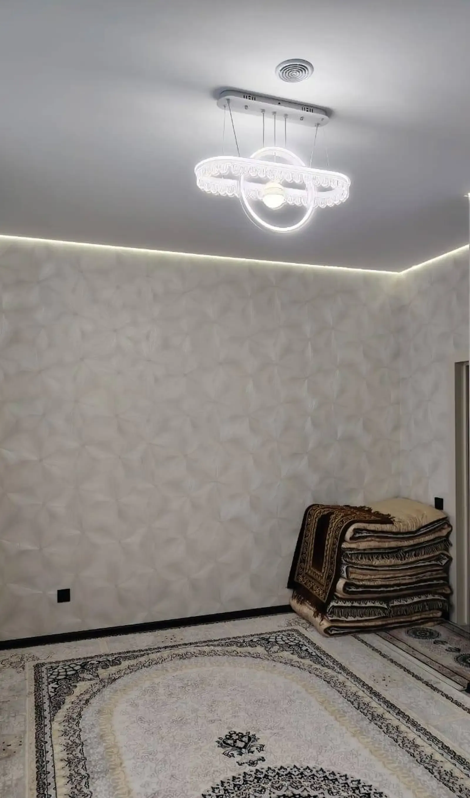 3-комн. квартира, 13 этаж, 65 м², Фирдавси