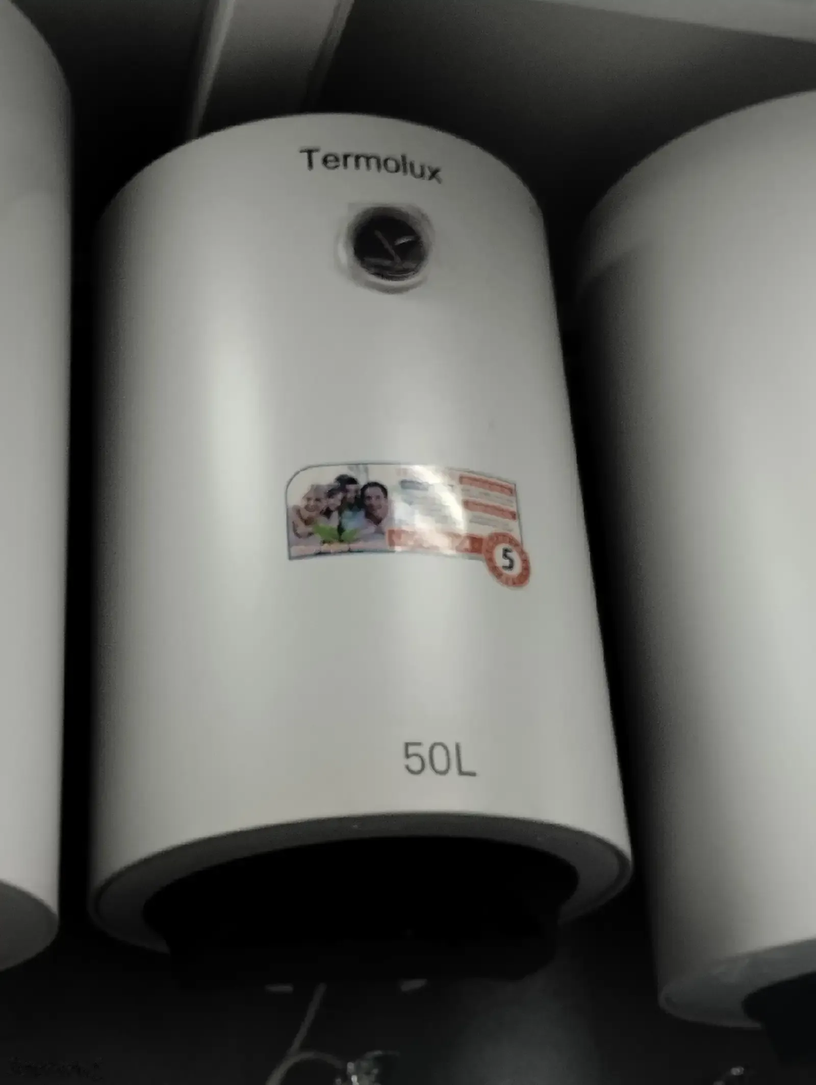 Водонагреватель термолюкс 50л
