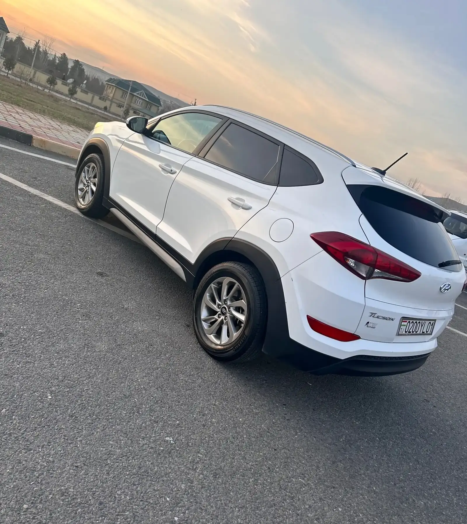 Hyundai Tucson,