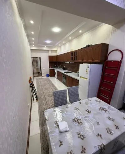 2-комн. квартира, 10 этаж, 100м², Сомони