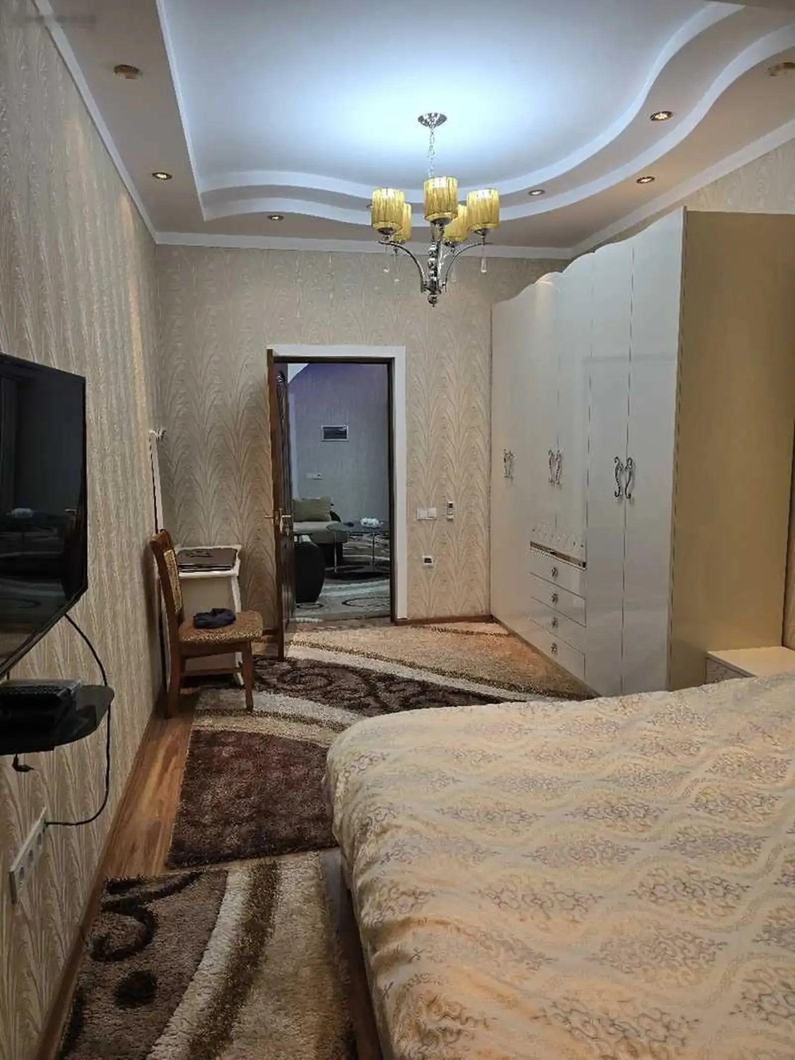 2-комн. квартира, 6 этаж, 69м², Барки Точик