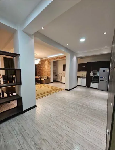 2-комн. квартира, 1 этаж, 100м², И.Сомони