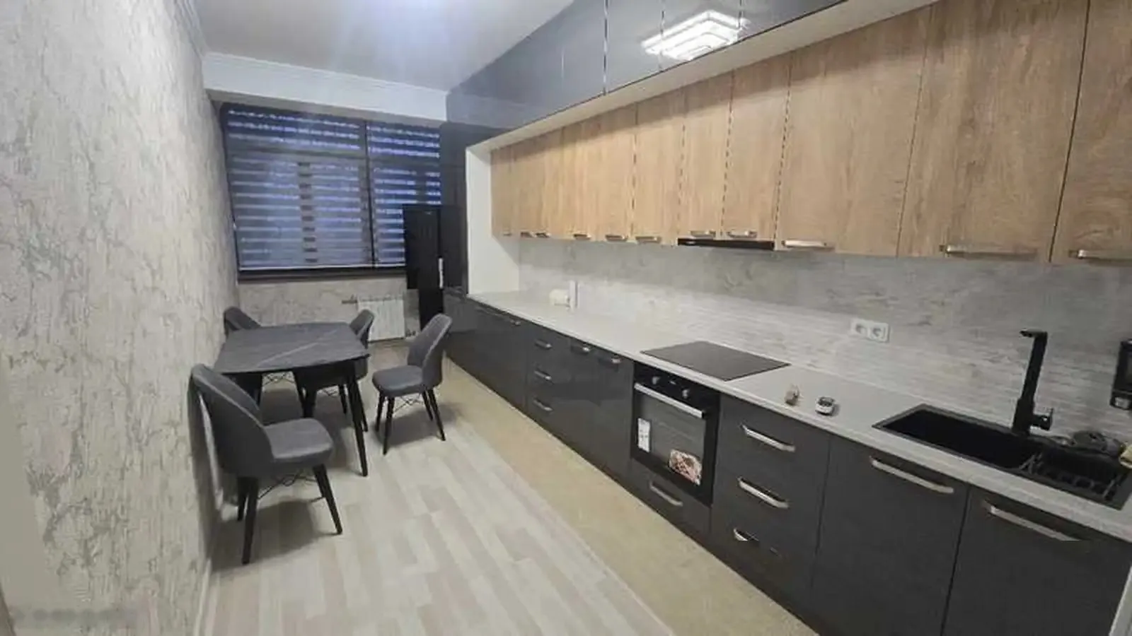2-комн. квартира, 8 этаж, 88м², Караболо