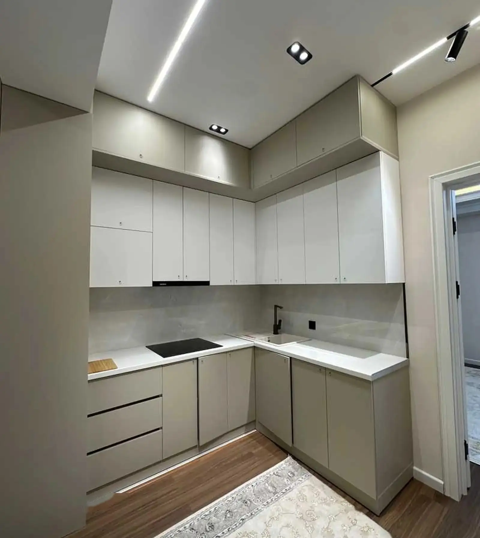 2-комн. квартира, 12 этаж, 62м², Славянский университет