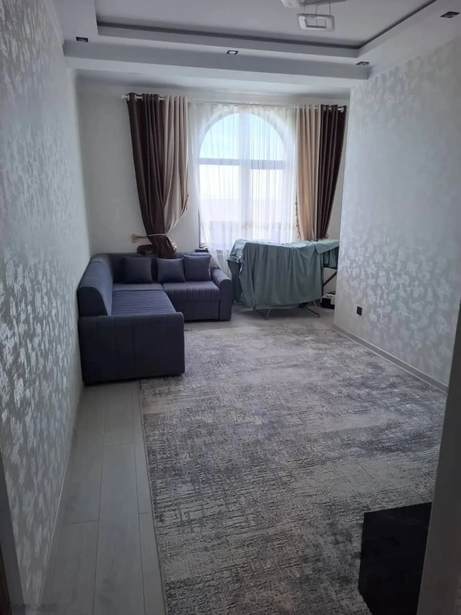 2-комн. квартира, 12 этаж, 70м², Светофор Аэропорт