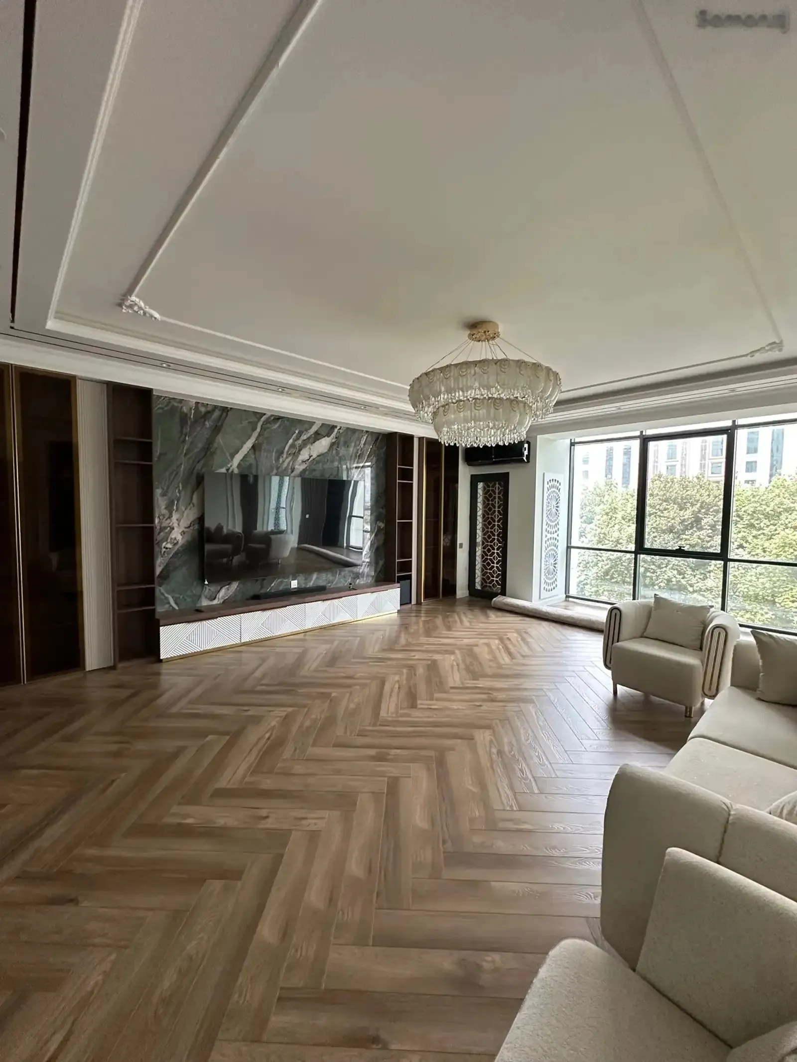 3-комн. квартира, 5 этаж, 145м², И.Сомони
