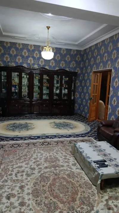 3-этажный, 10 комнатный дом, 700 м², Фирдавси, 7 Ахтар, назди гимназия