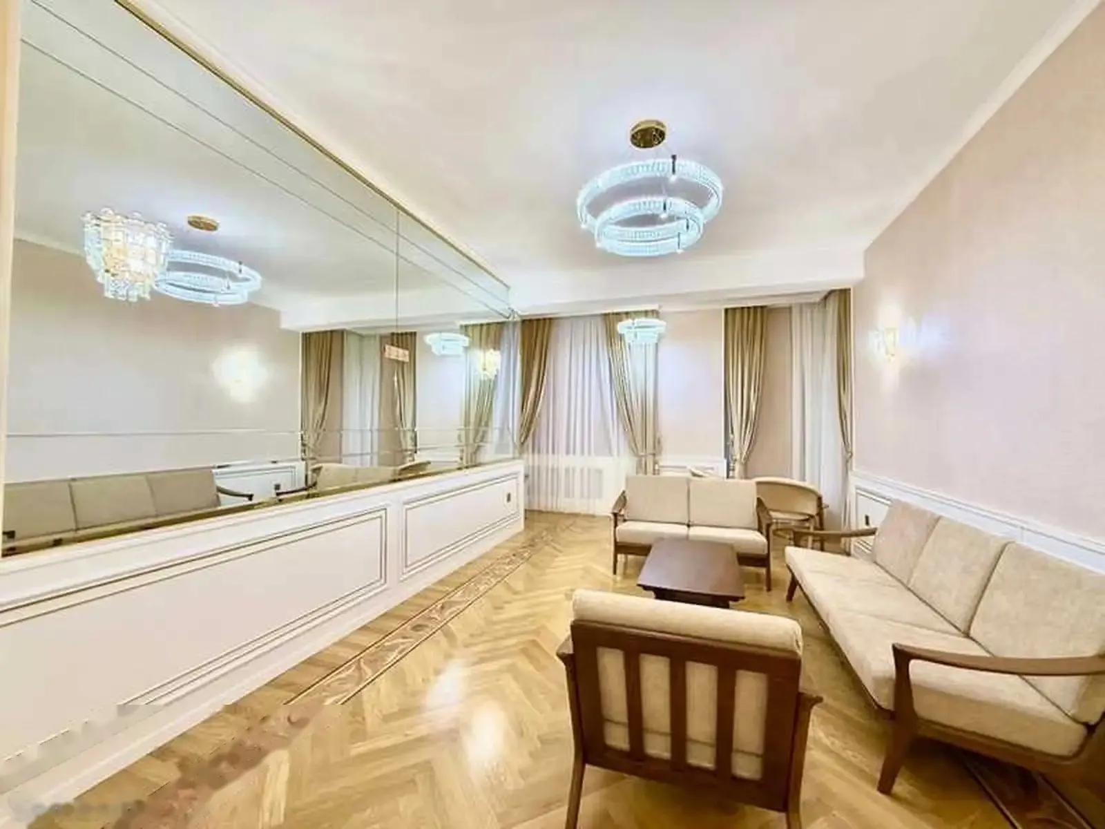 3-комн. квартира, 10 этаж, 110м², цум