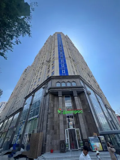 2-комн. квартира, 14 этаж, 64 м², Фирдавси