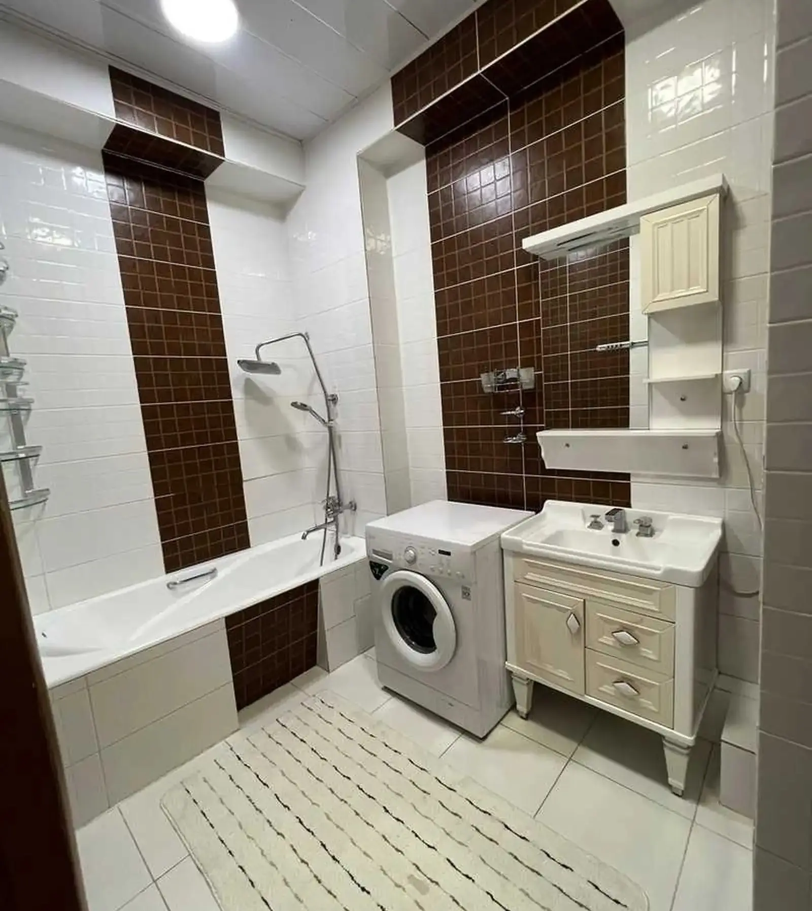 3-комн. квартира, 11 этаж, 140м², Сомони