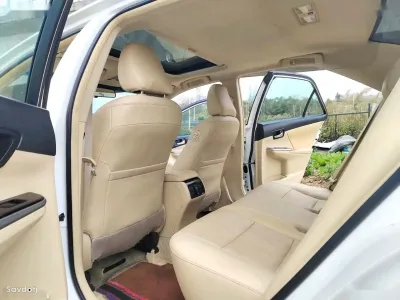 Toyota Camry, 2016