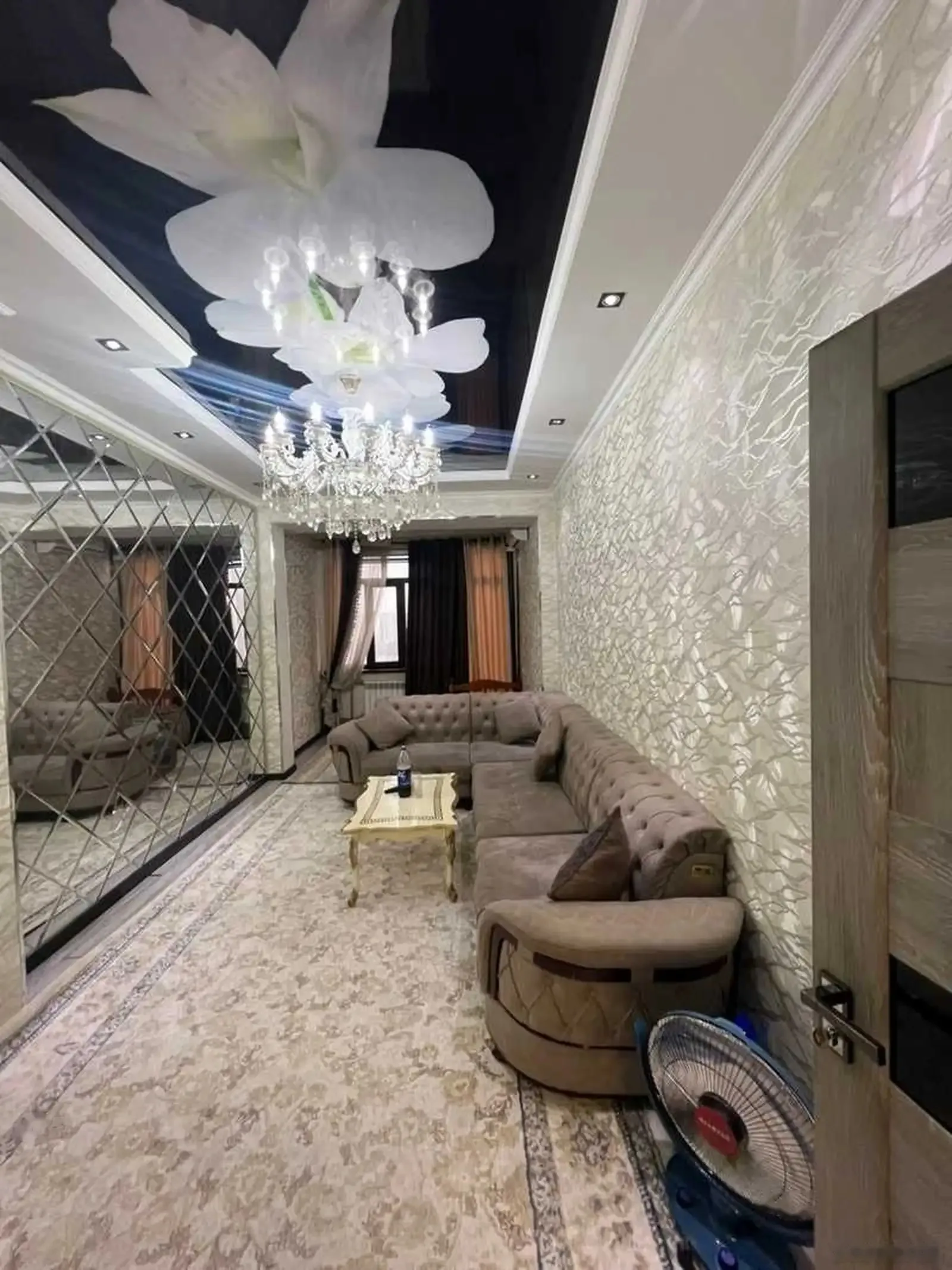 2-комн. квартира, 10 этаж, 65м², Сомони