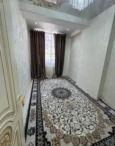 2-комн. квартира, 3 этаж, 41 м², павароти ленинград