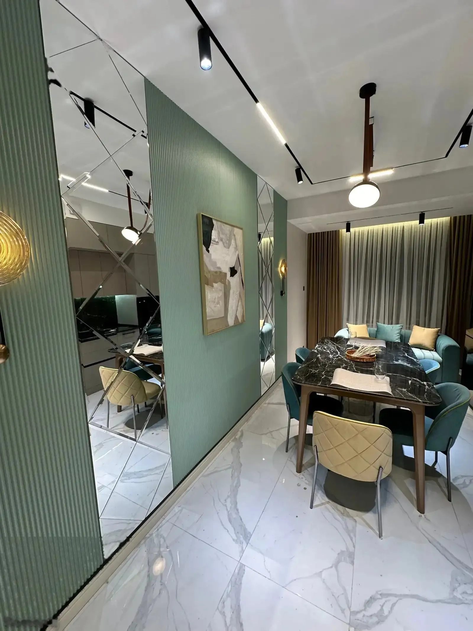 2-комн. квартира, 10 этаж, 86м², Шохмансур