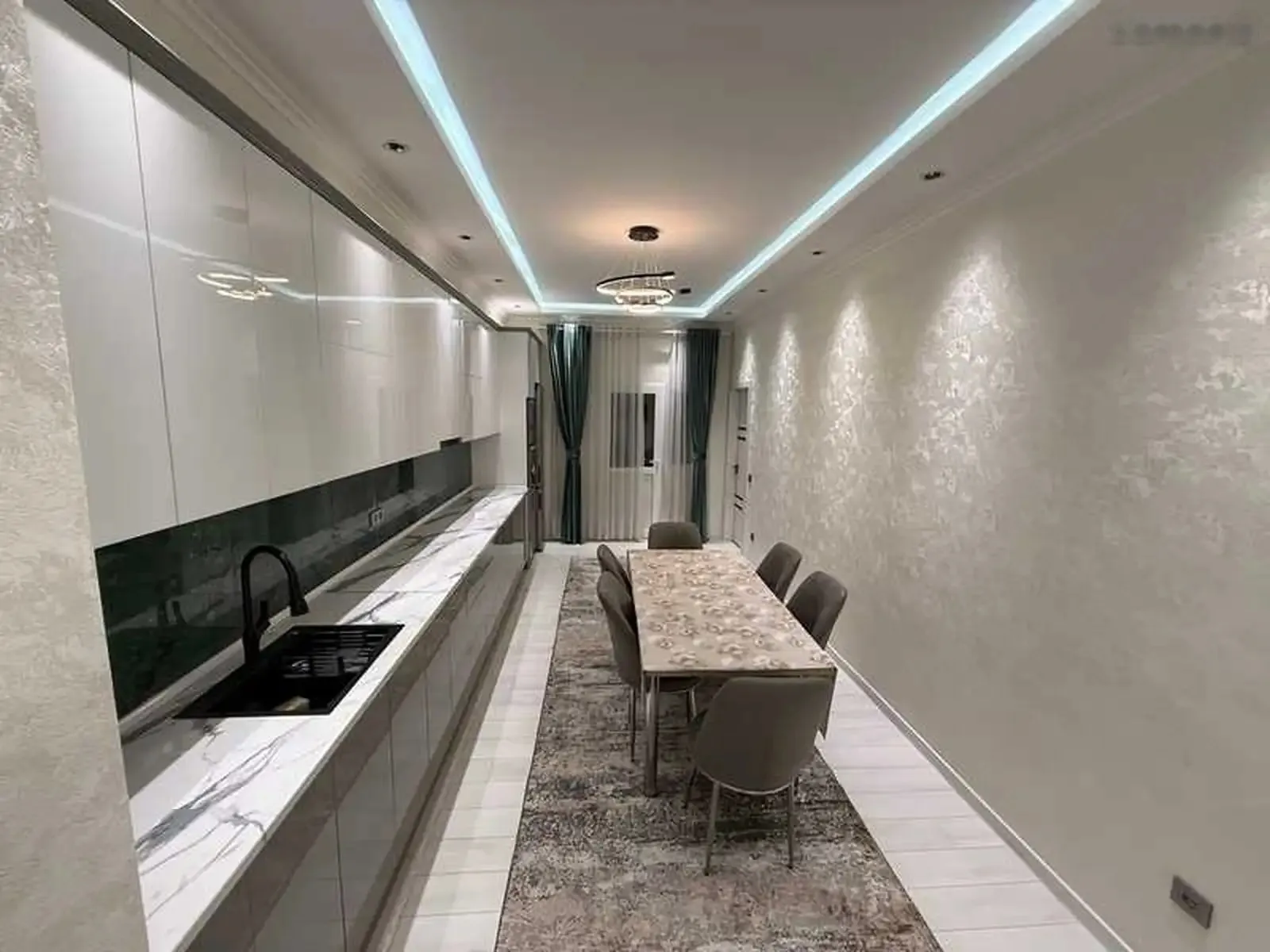 3-комн. квартира, 8 этаж, 120м², 4 дома