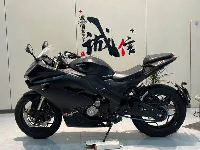 Мотоцикл Dugati Panigal 400 cc