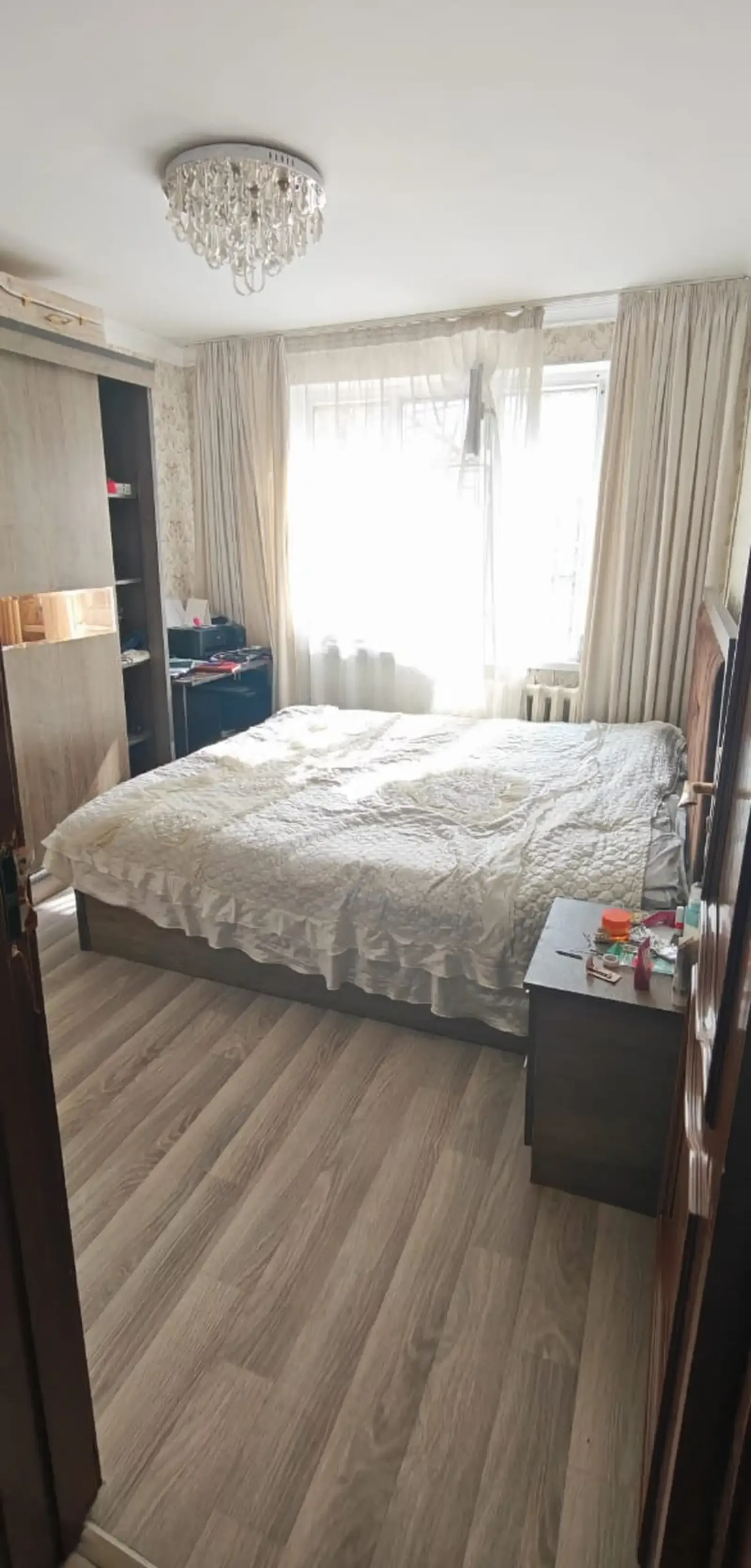 4-комн. квартира, 1 этаж, 80 м², Фирдавси