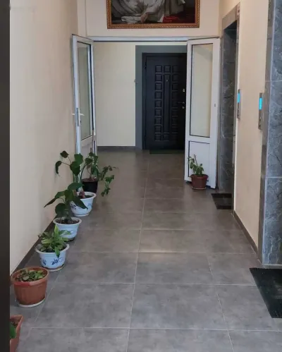 2-комн. квартира, 6 этаж, 70м², посольство России