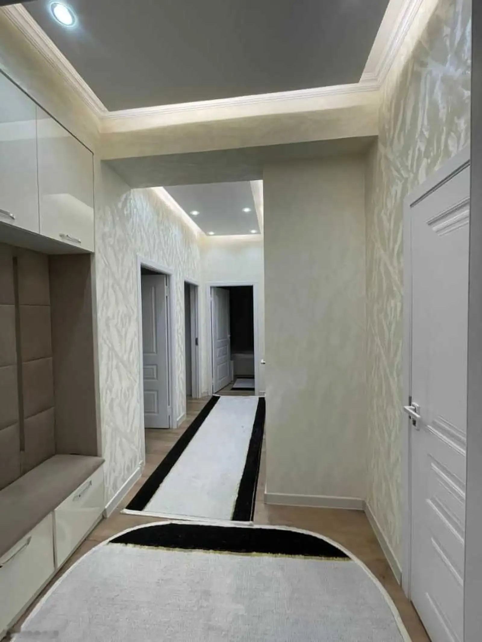 2-комн. квартира, 6 этаж, 64м², 112 мкр, Райҳона