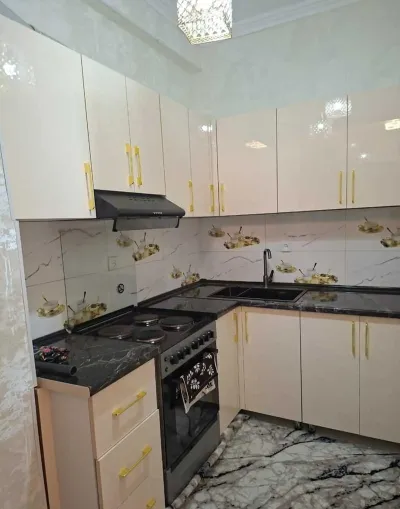 2-комн. квартира, 12 этаж, 102м², 102мкр