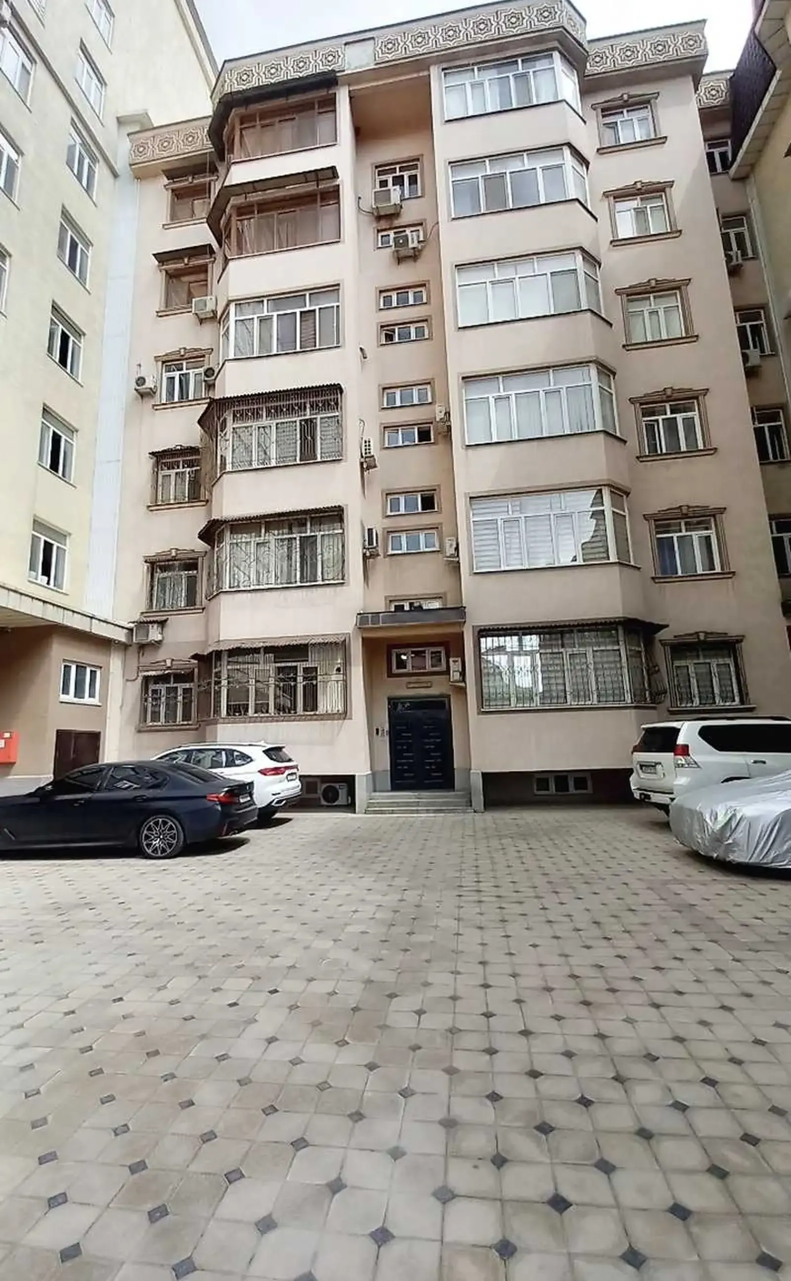 2-комн. квартира, 1 этаж, 72м², Ру ба руи Алиф, Цум
