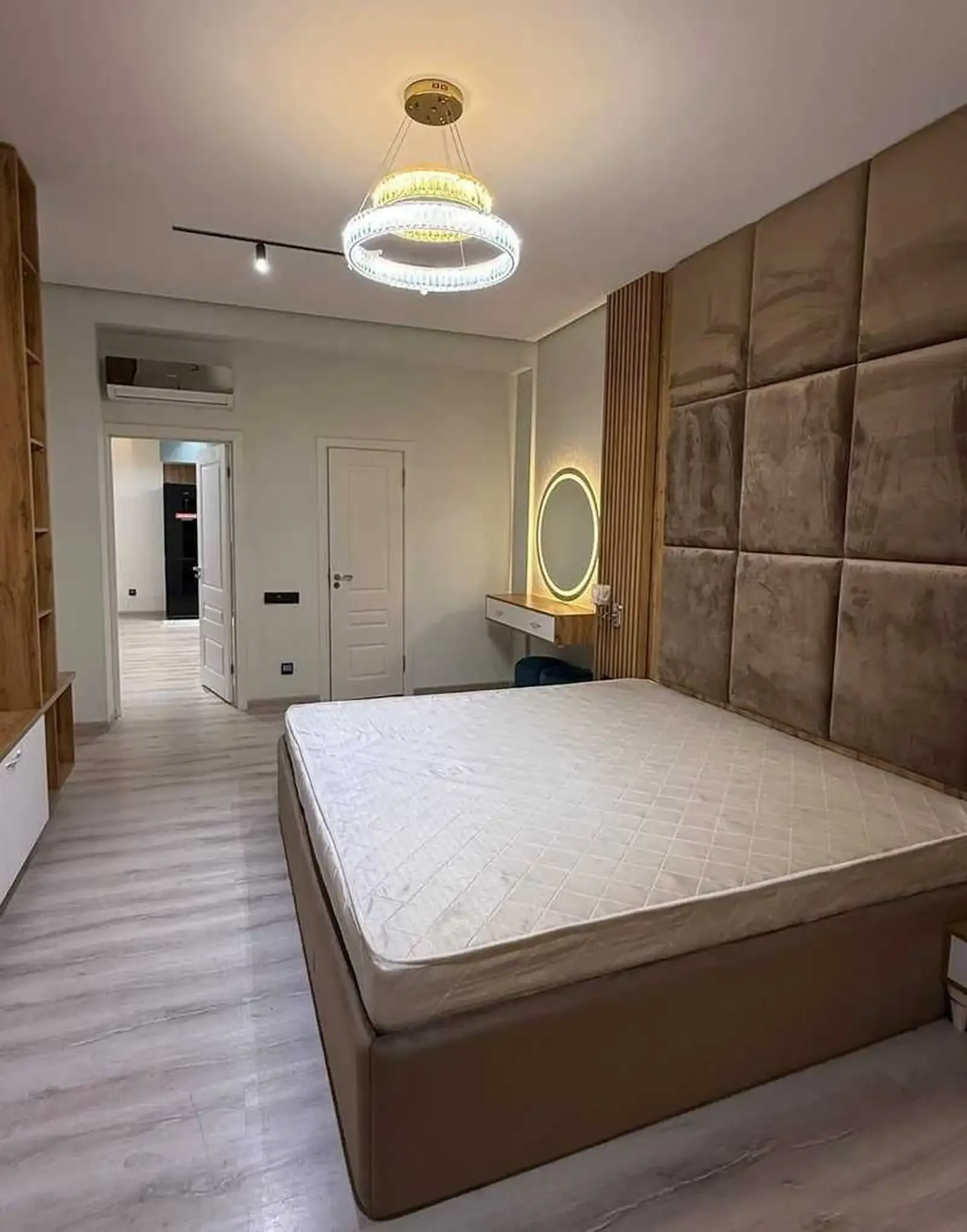 3-комн. квартира, 8 этаж, 110м², Стадион Спартак, Роддом - 1