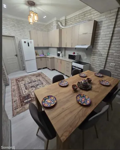 2-комн. квартира, 14 этаж, 75м², Шохмансур