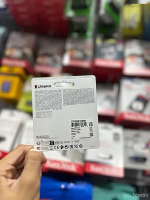 Флешка Kingston 128GB