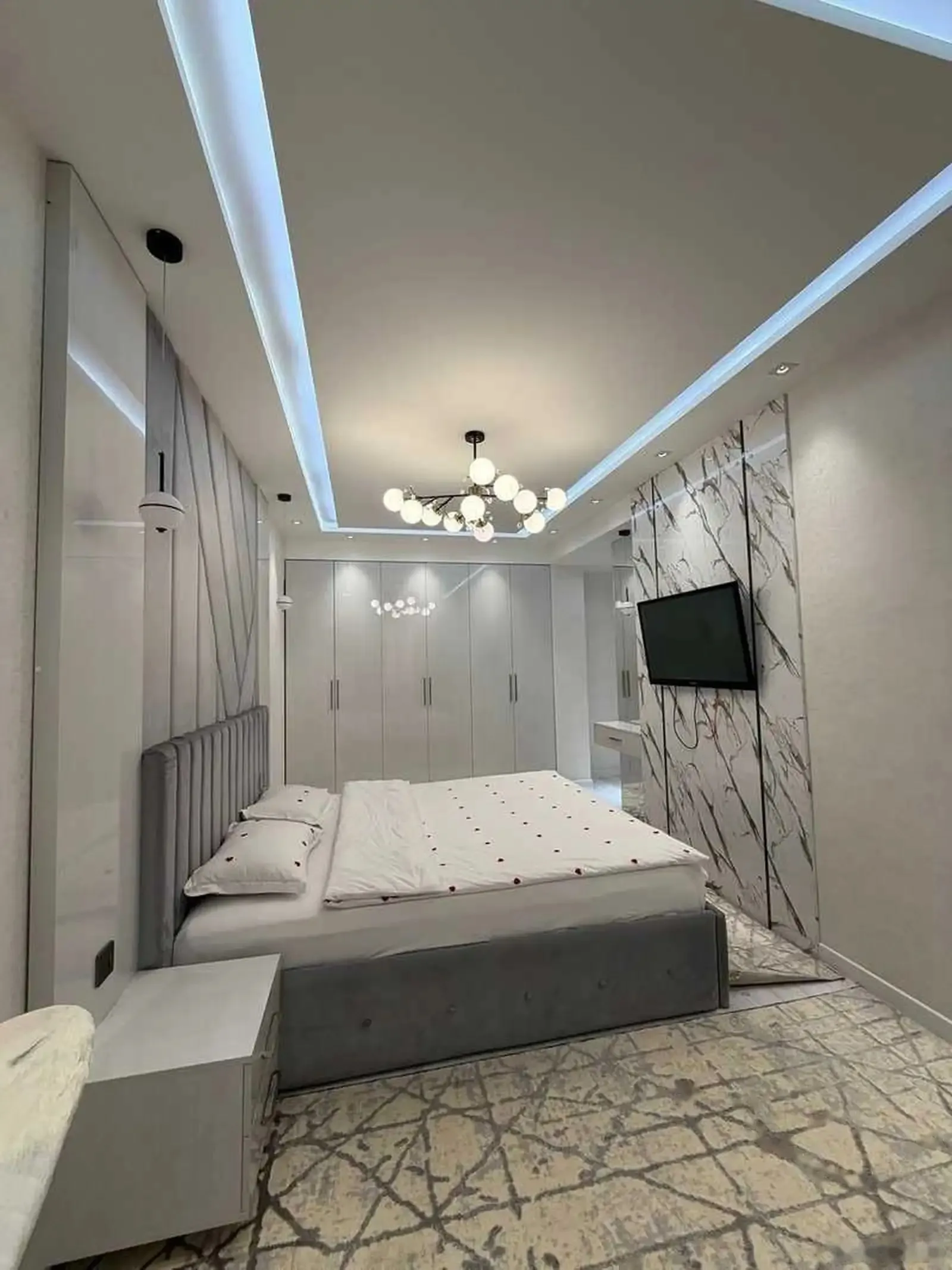 2-комн. квартира, 12 этаж, 86м², 92 мкр, пеши ресторани Райхон