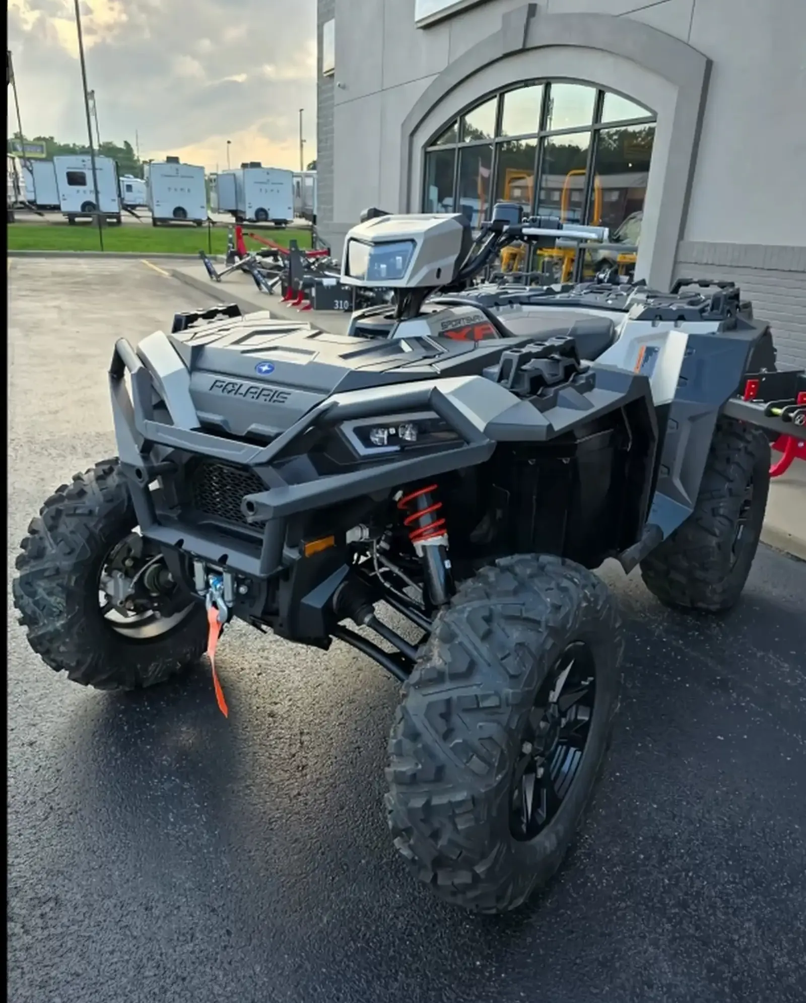 Квадроцикл polaris sportsman 1000