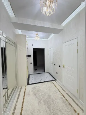 2-комн. квартира, 5 этаж, 65 м², сино