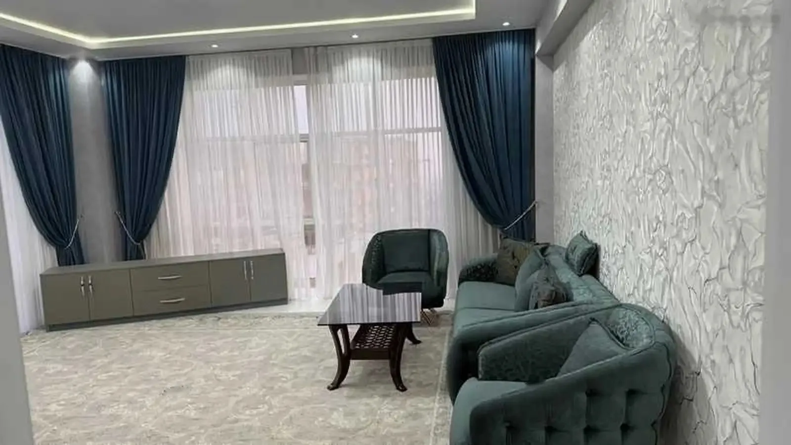 3-комн. квартира, 15 этаж, 125м², Скорый