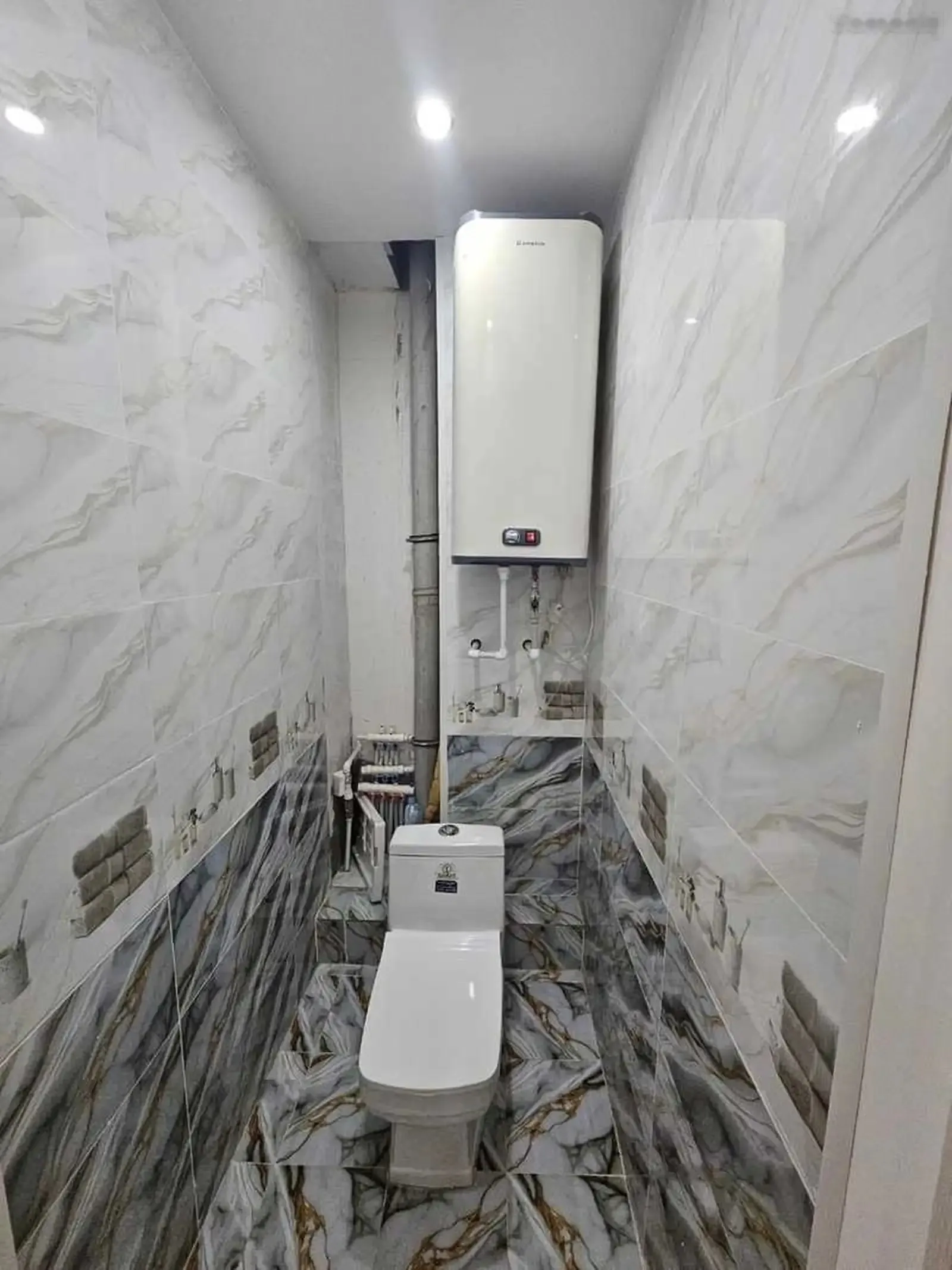 2-комн. квартира, 6 этаж, 70м², Профсоюз