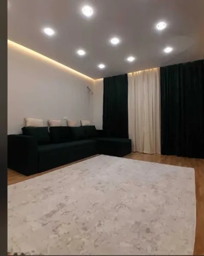 2-комн. квартира, 5 этаж, 78м², Дом печать