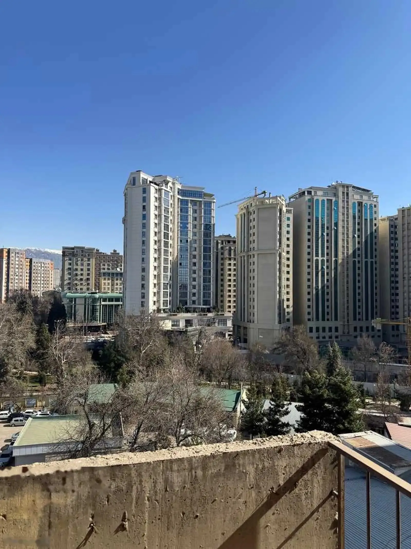 2-комн. квартира, 8 этаж, 110м², поликлиника