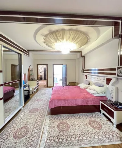 3-комн. квартира, 5 этаж, 156 м², Овир