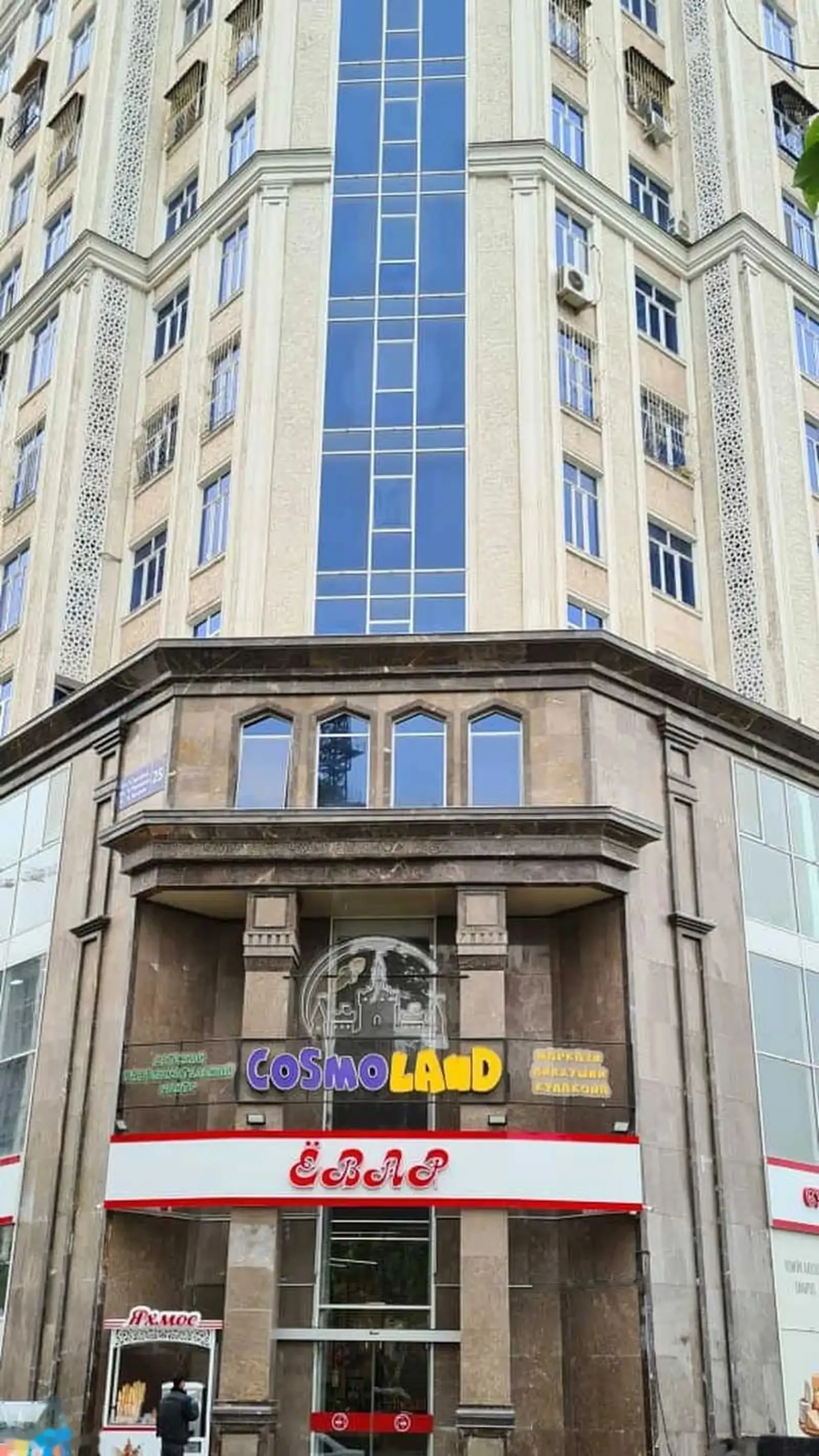 2-комн. квартира, 5 этаж, 85м², Молодежный Театр