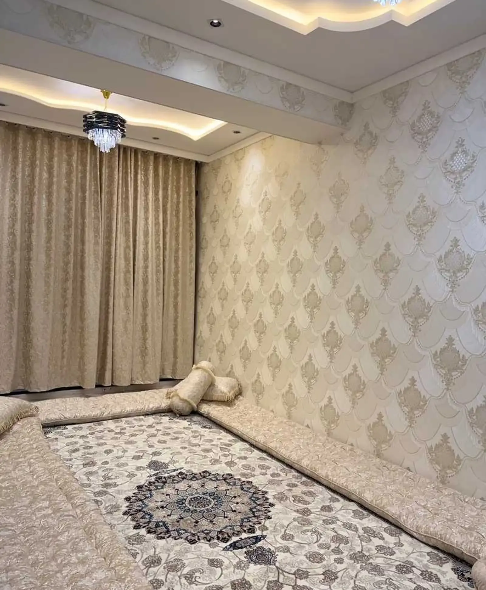2-комн. квартира, 12 этаж, 67м², Ваданасос