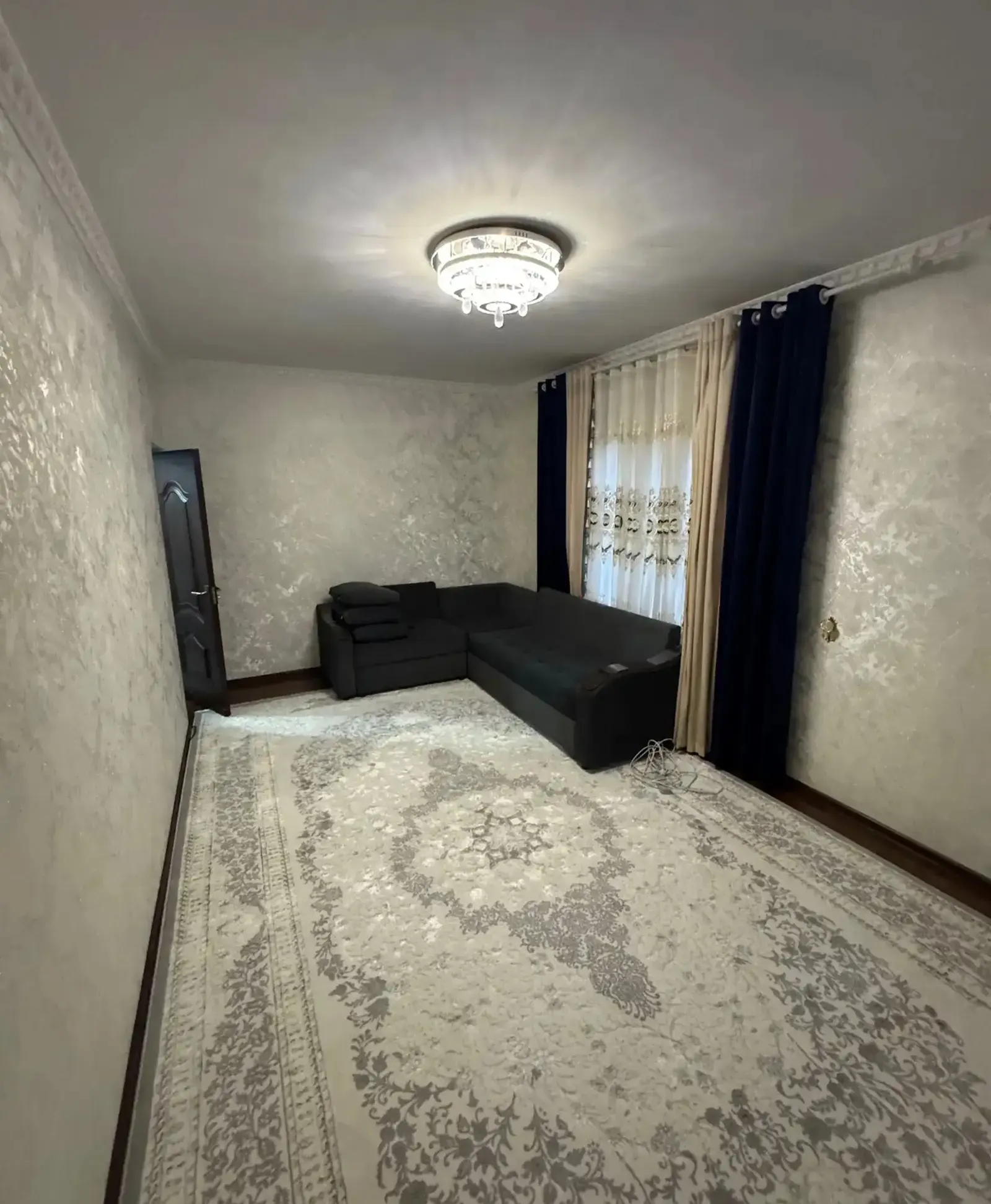 2-комн. квартира, 12 этаж, 80м², Ноҳияи Сино-1 кучаи Навбаҳор-2.