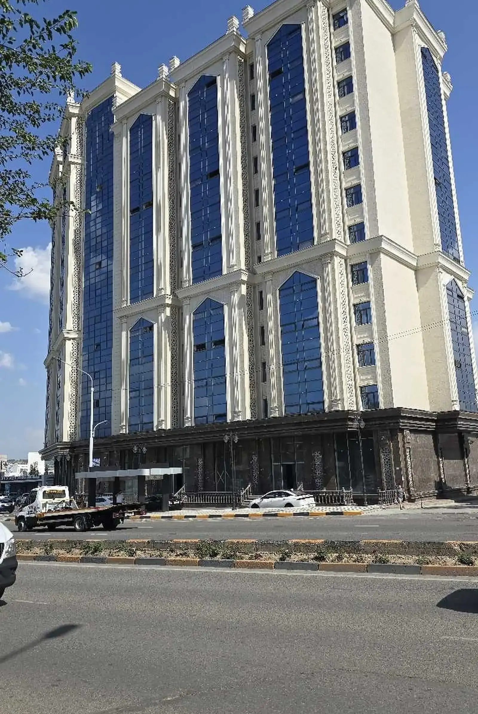 2-комн. квартира, 11 этаж, 64м², сино