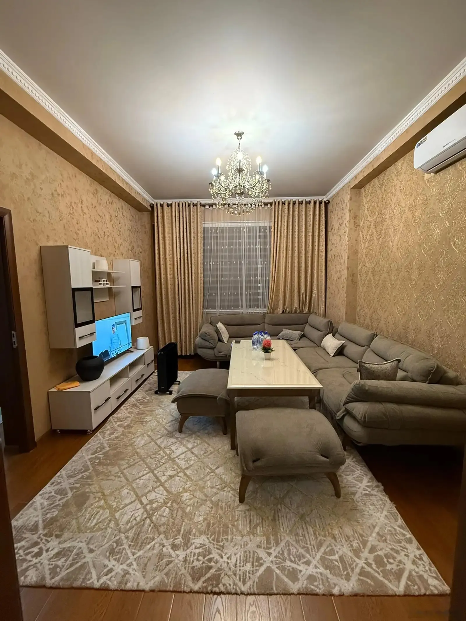 2-комн. квартира, 10 этаж, 105м², 92 мкр