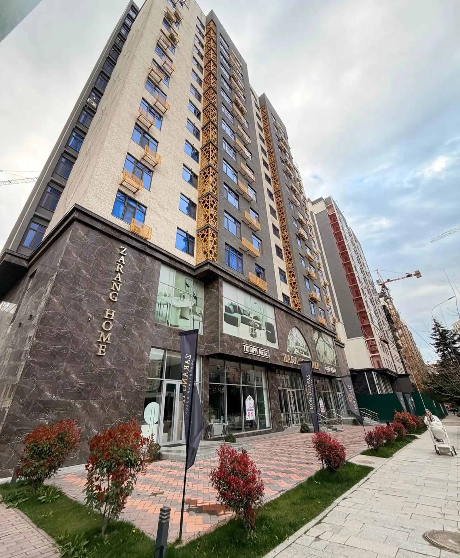 3-комн. квартира, 9 этаж, 110 м², ОВИР, Заранг
