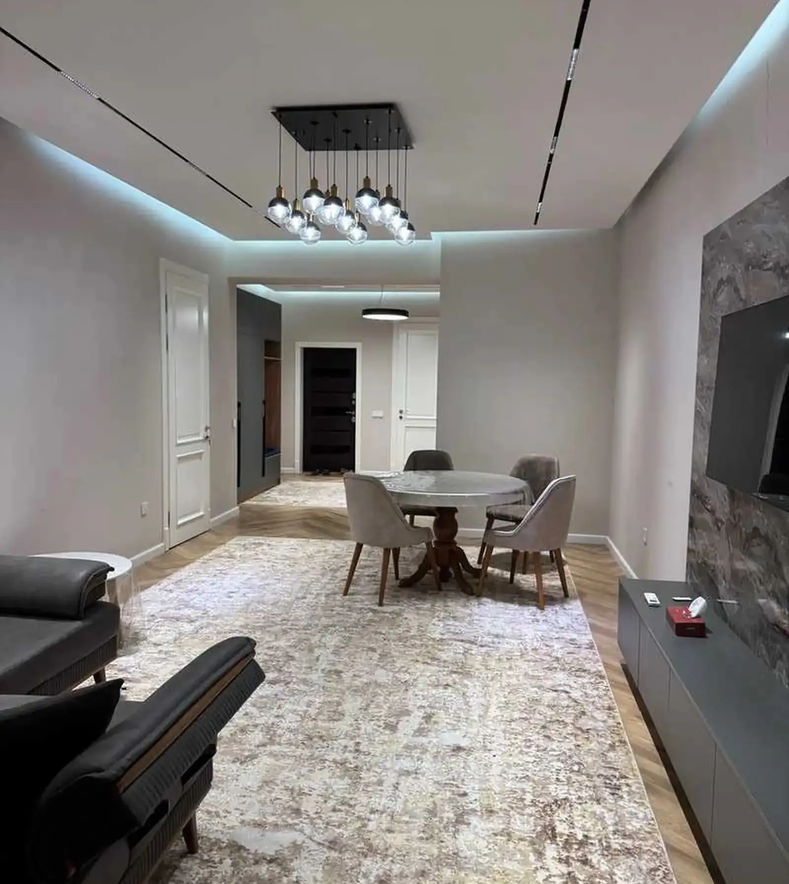 1-комн. квартира, 5 этаж, 81 м², Шохмансур