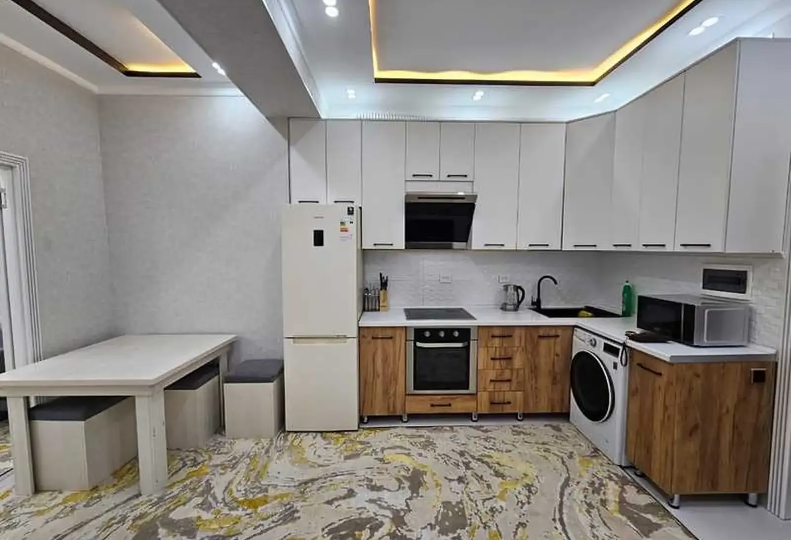 2-комн. квартира, 10 этаж, 54м², Шохмансур, на против 